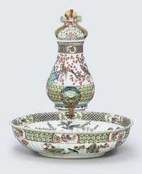 KANGXI (1662-1722) A FAMILLE VERTE CISTERN, COVER AND A BASIN